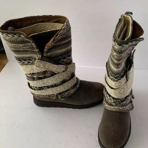 muk luks boots Nikki Blanket Gray Size 8